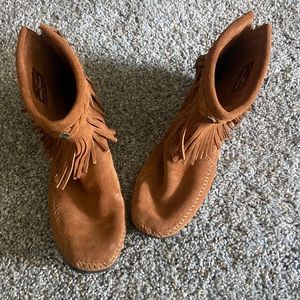 Only worn a handful of times. Minnetonka. Size 8